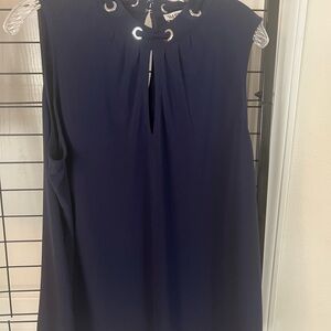 White House Black Market Dark navy Top. New sz xl